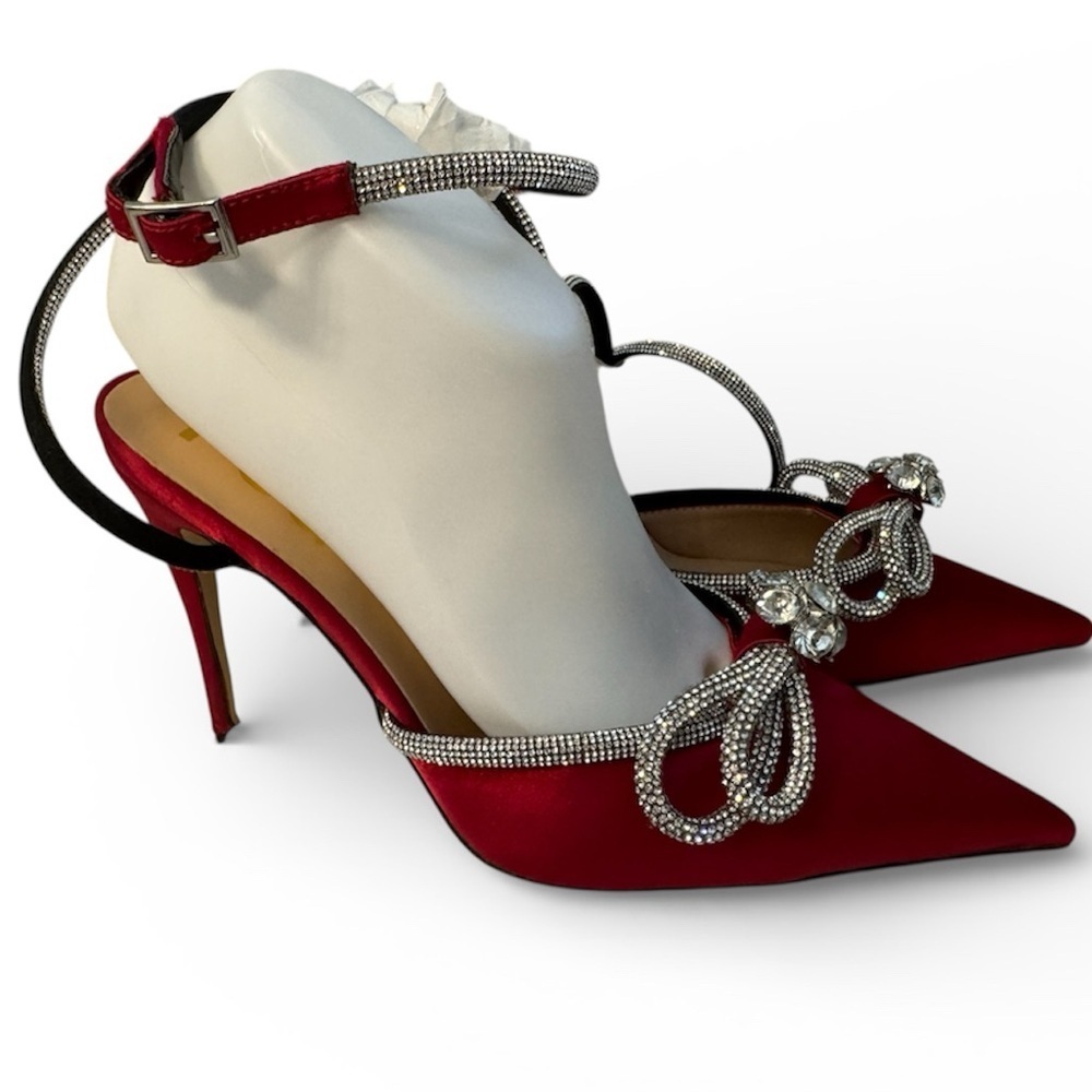 Elegant Red Stiletto Heels with Rhinestone Bow Accents